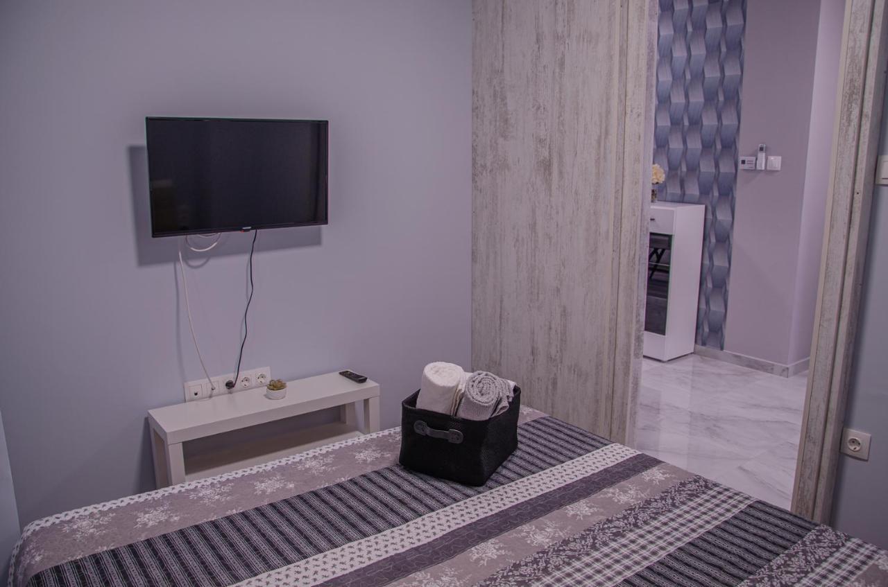 Oros House Apartmanház Orosháza Esterno foto